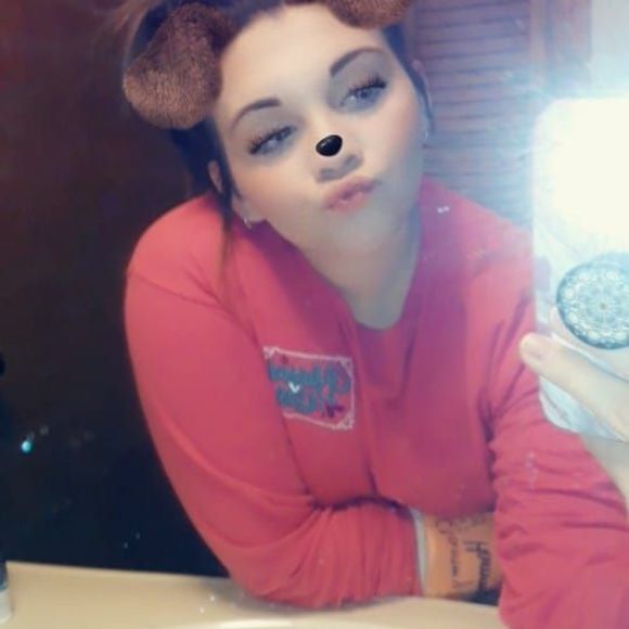 Meet your Posher, Ruby - Picture 1 of 1